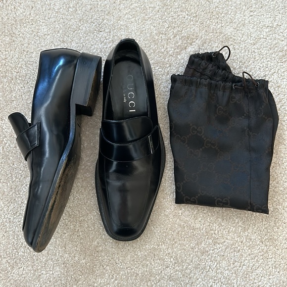 GUCCI amazingly beautiful elegant loafers. Logo is discreet. Workmanship 5⭐️ - Picture 12 of 13